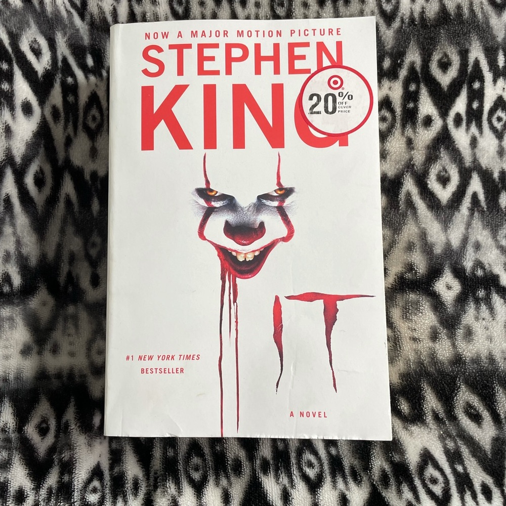 Stephen King IT book.